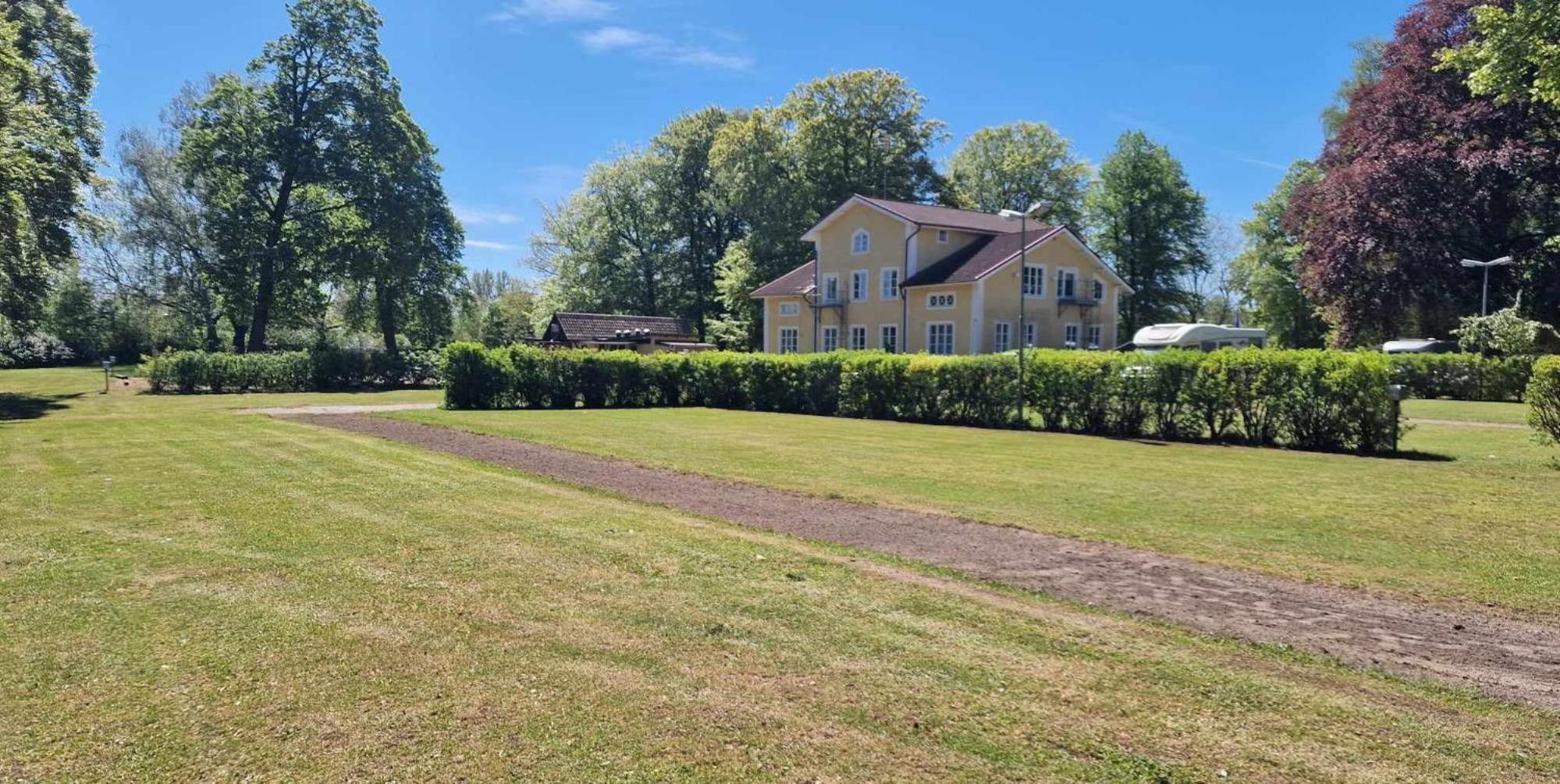 Charlottsborgs Camping Och Vandrarhem Kristianstad Bagian luar foto